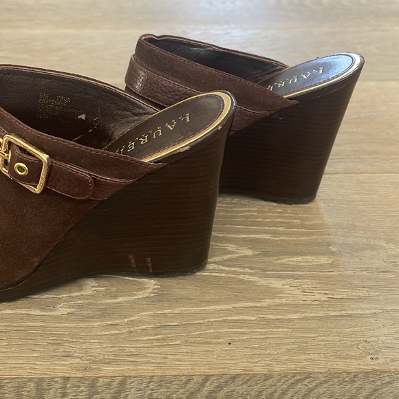 Ralph Lauren Chocolate Brown Suede Leather Wedge Heel Clogs Buckle Accent Size 9 - Picture 7 of 9